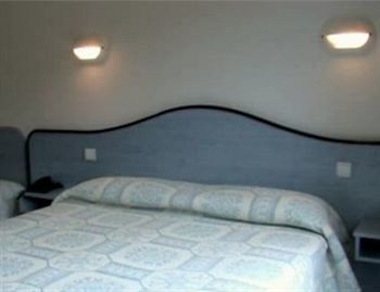 Hotel Le Strasbourg Mulhouse Eksteriør billede